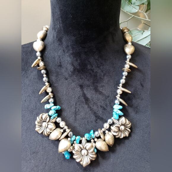 Vintage Women Turquoise & Silver Bead Brass Flower Pandant Necklaces w/ Lobster - Picture 1 of 7